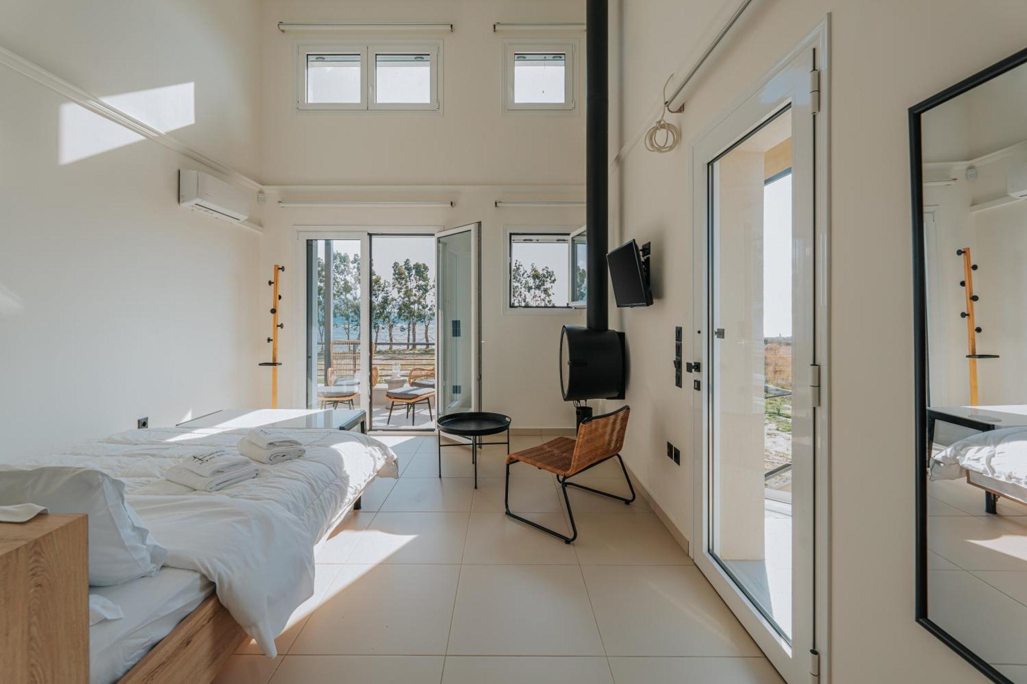 Ponte Suites Antirrio Екстер'єр фото